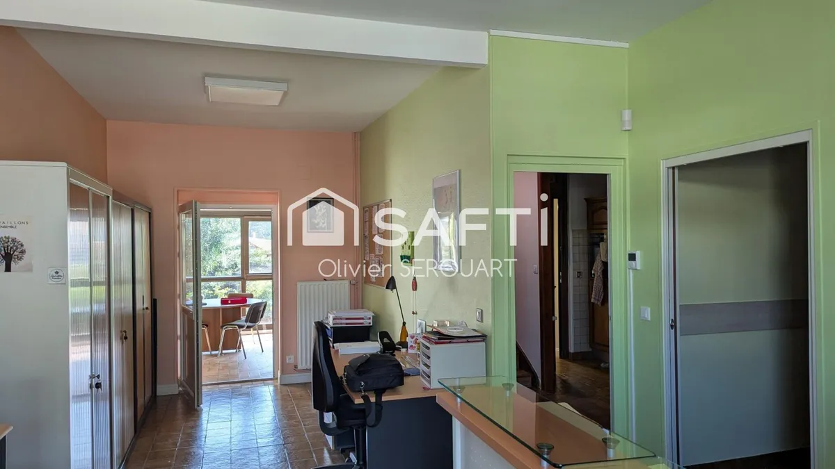 Photo 6