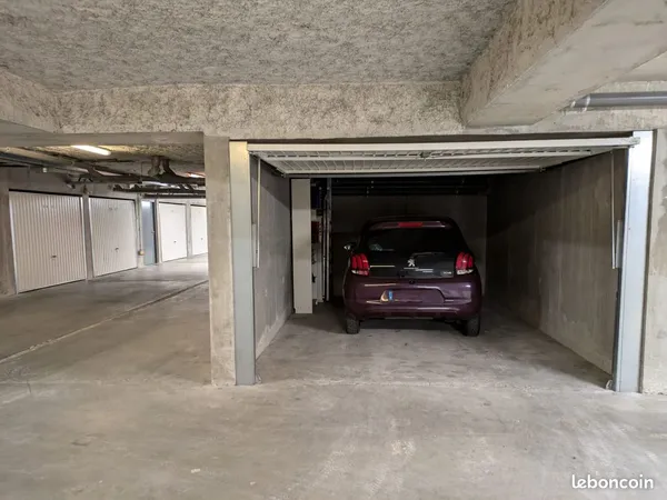 Garage fermé Villeurbanne Charpennes