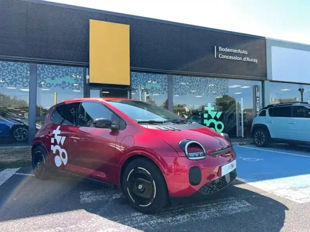 Renault Twingo e-tech electrique 80 ch autonomie urbaine — photo 2