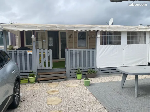 Logement atypique Vente Vic-la-Gardiole 4p 40m² 17000€