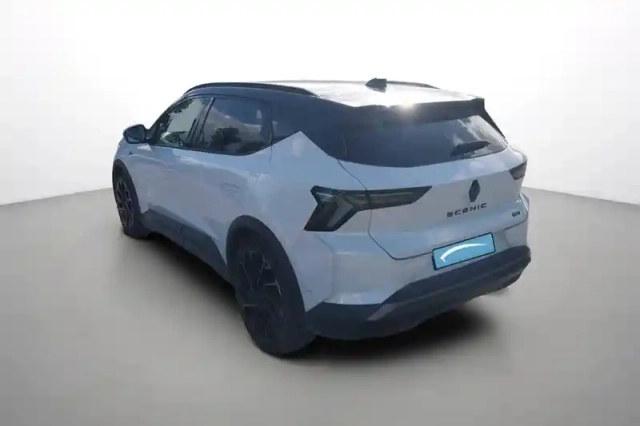 Renault Scenic e-tech électrique 220 ch grande autonomie — photo 4