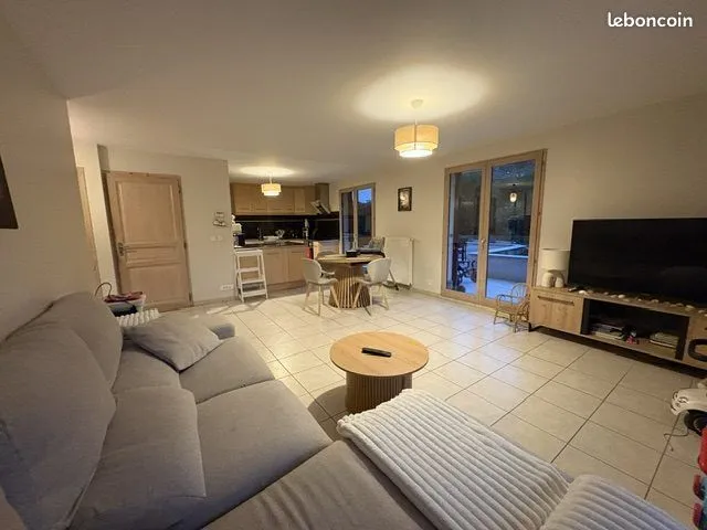 Photo 3