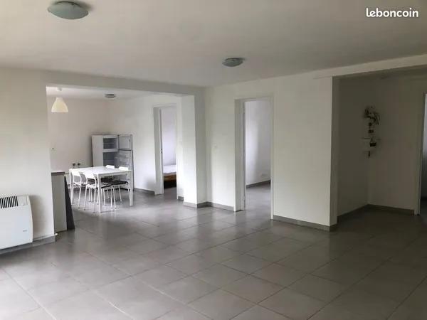 Location appartement 3 pièces - 75 m² - Terrasse sans vis à vis et parking - dispo le 29/11/26