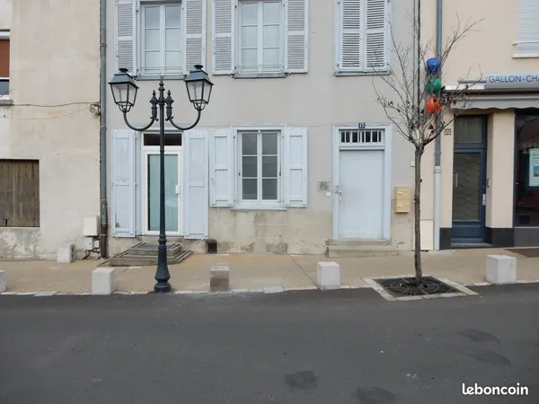 Commerce Location Ambert 45m² 350€
