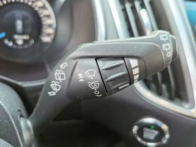 Ford Edge titanium 4x4 2.0 tdci 180 ch b — photo 17