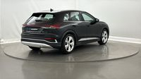 Audi Q4 E-Tron 35 e-tron 170ch S line — photo 5