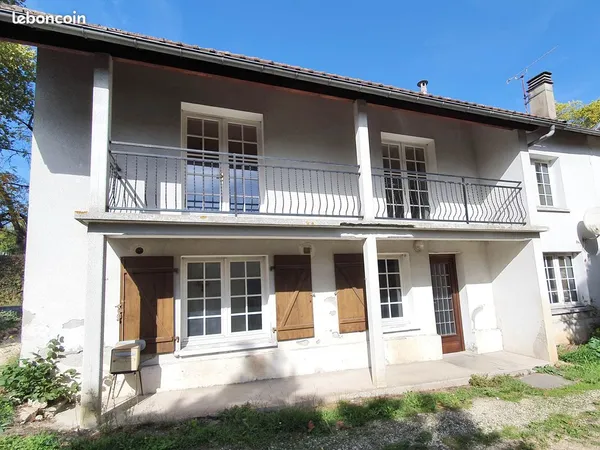 À louer - Maison 90 m² - Saint-Martial-de-Valette / proche Nontro