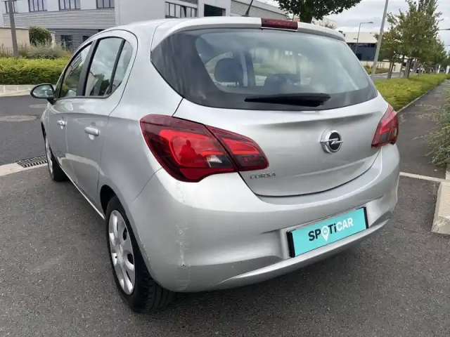Opel Corsa 1.4 90 ch — photo 7