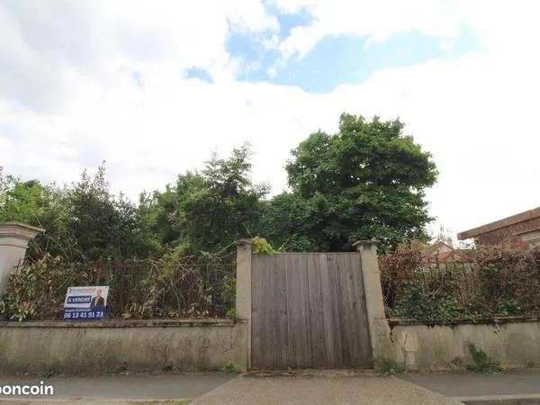 Terrain 678 m² Champigny-sur-Marne