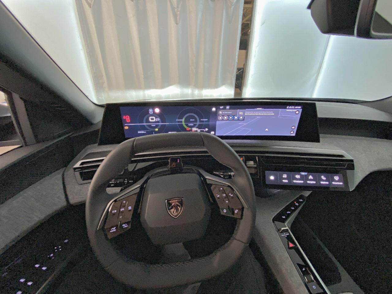 Peugeot 5008 hybrid 145 ch e-dcs6 allure — photo 12