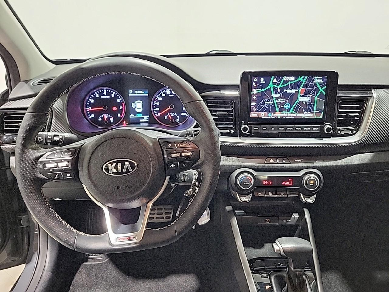 Kia Stonic 1.0 t-gdi 100 ch dct7 gt line premium — photo 12