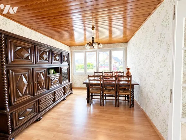 Maison 8 pièces 85 m²