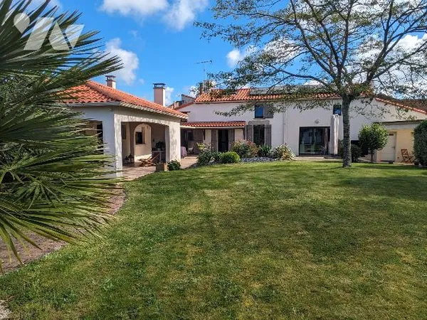 Maison 7 pièces 160 m²