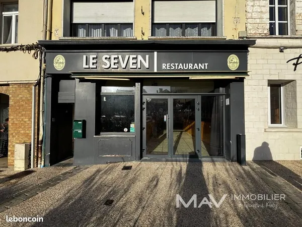 Local commercial 104 m²