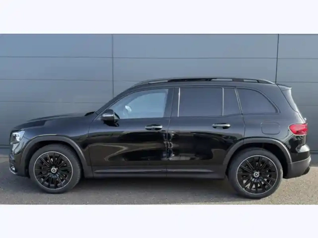 Mercedes Glb 200 d amg line — photo 2