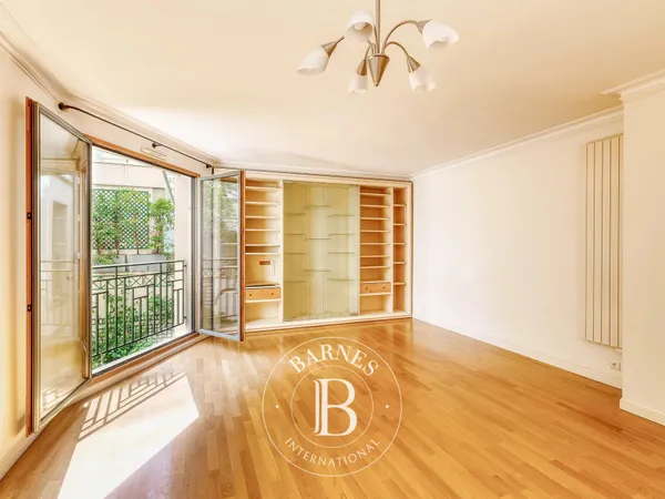 Le service location de la Maison BARNES vous présente ce bien :