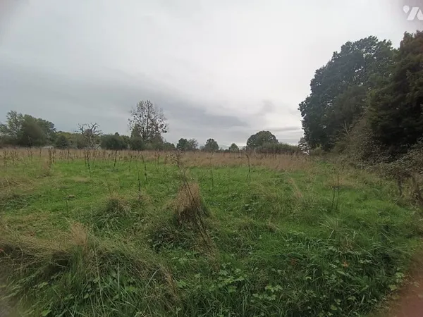 Terrain 1458 m²