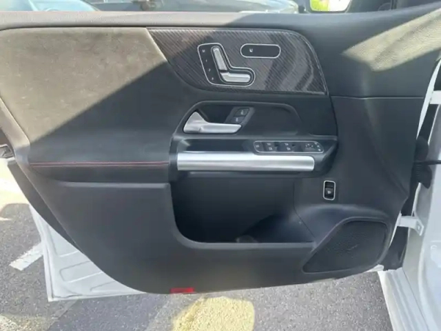 Mercedes Classe B 200 d amg line edition — photo 16