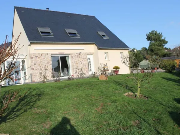 Maison 5 pièces 198 m²