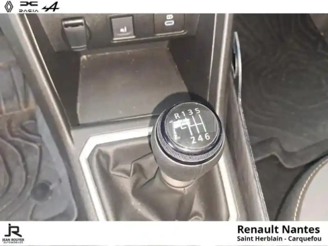 Dacia Sandero 1.0 eco-g gpl 100ch stepway extreme — photo 11