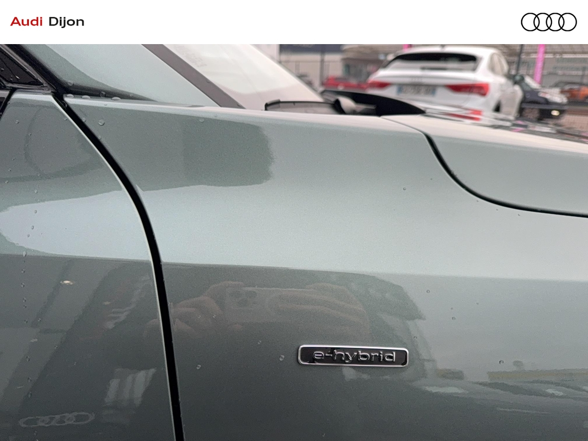 Audi Q3 SB E HYBRID 272 CH S TRONIC 6 — photo 17