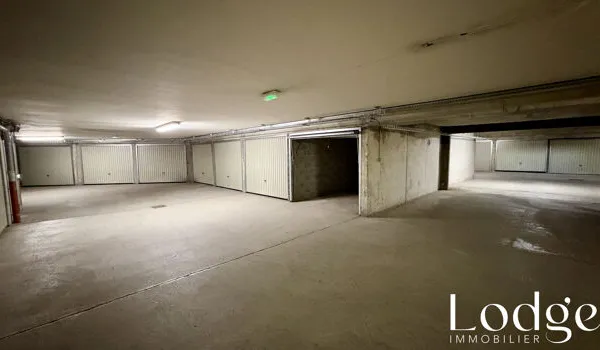 Parking 14 m²