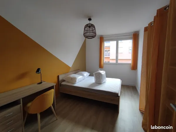 Colocation filles à Toulouse / Chambre à louer 470CC