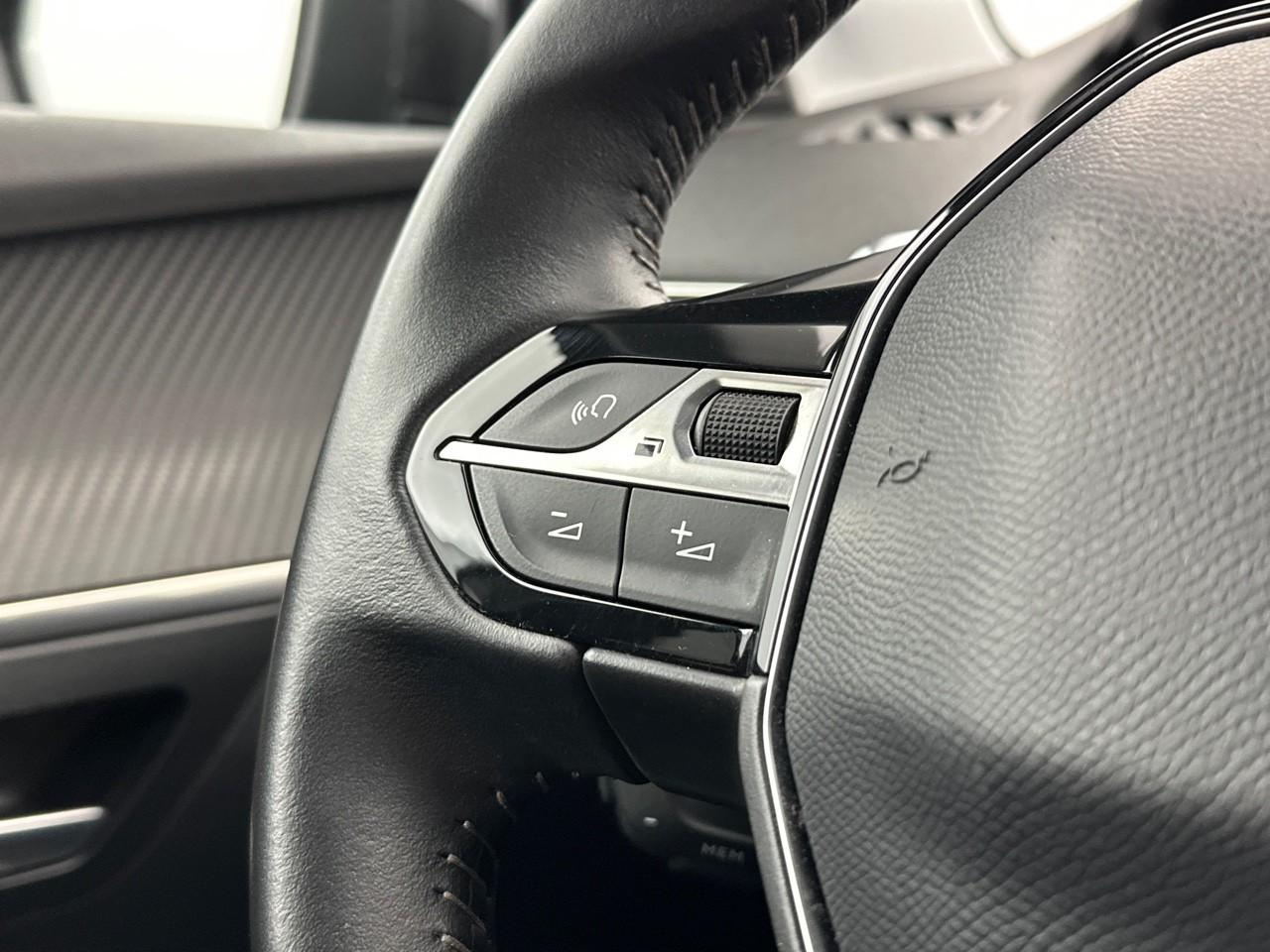 Peugeot 3008 puretech 130ch s&s eat8 style — photo 17