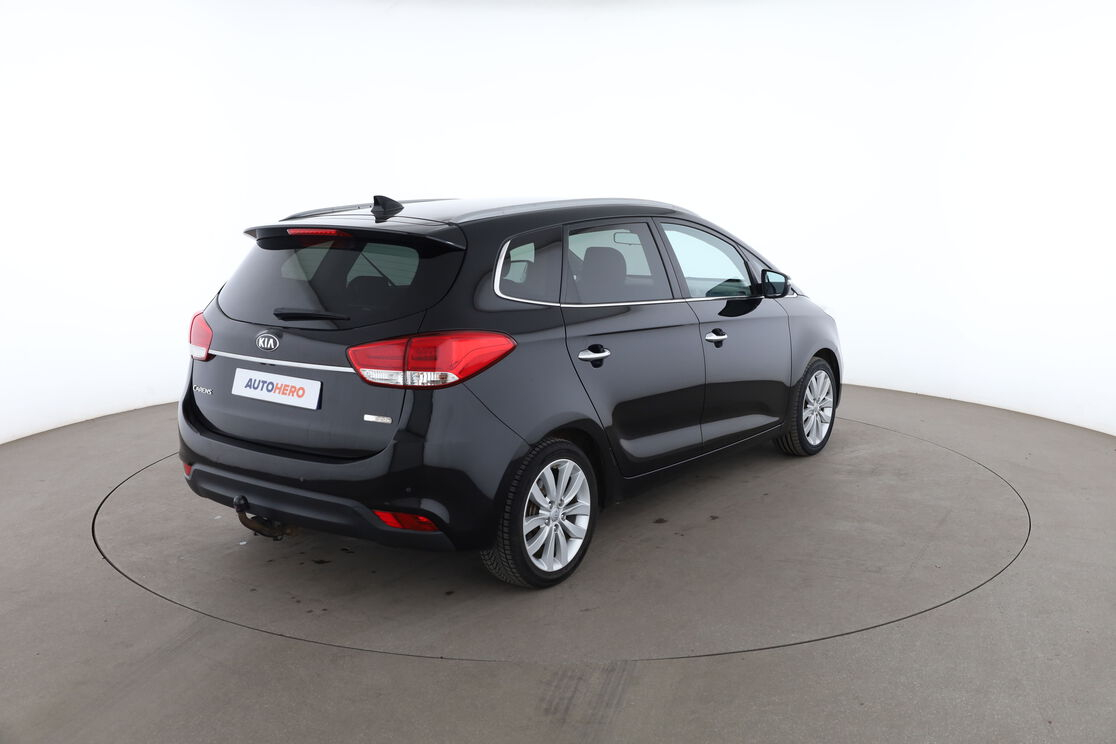 Kia Carens 1.7 CRDi ISG UEFA Euro 2016 — photo 5