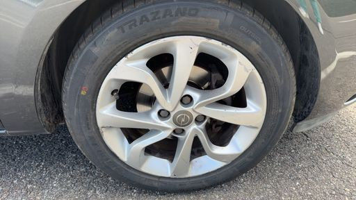 Opel Corsa 1.4 90 - Black – 2017 – 127041 km – Essence – Boîte Manuelle — photo 20