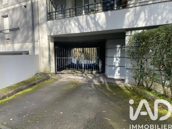 Parking 15 m²