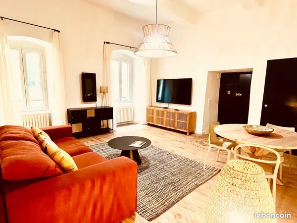 Appartement 2 pièces Place du Marché