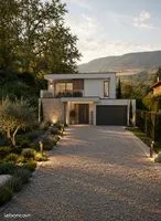 Terrain constructible de 675 m² à CHARME-SUR-RHONE