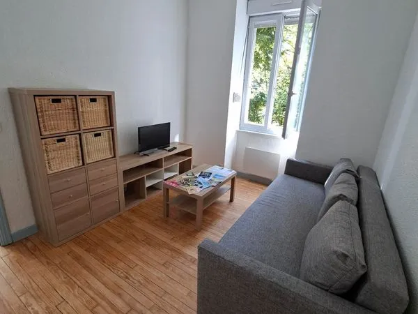 Appartement meublé à 5min du Cheylard toutes charges comprises