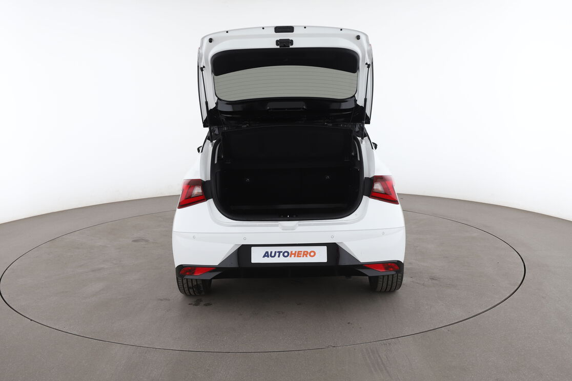 Hyundai i20 1.0 T-GDi Hybrid 48V Creative DCT-7 — photo 15