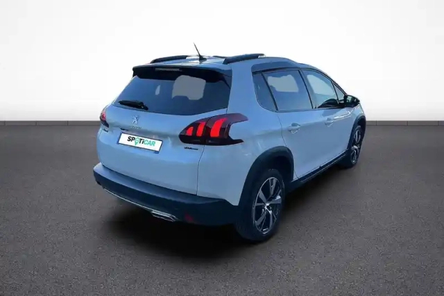 Peugeot 2008 puretech 130ch s&amp;s bvm6 — photo 6