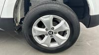 Dacia Duster 1.0 TCe 100ch Confort 4x2 - 19 — photo 11