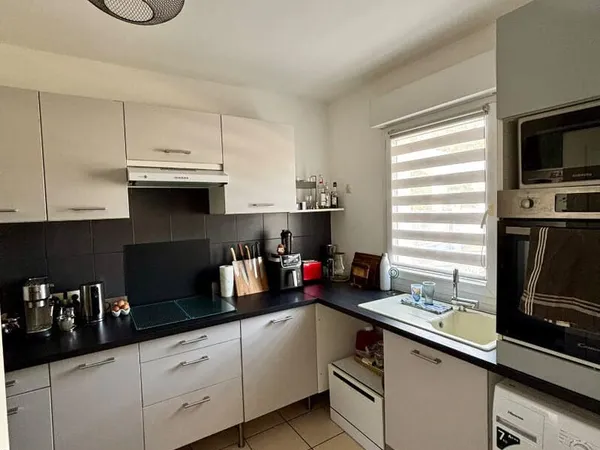 A LOUER TALENCE MAISON T3 DUPLEX DE 65 M² AVEC JARDIN DE 25 M²