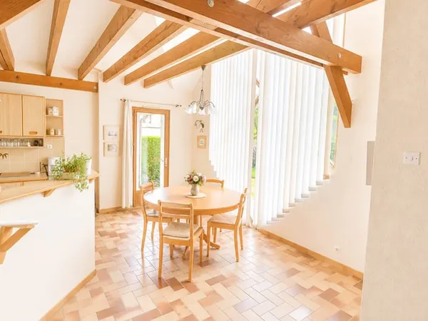Maison familliale en plein Bourg