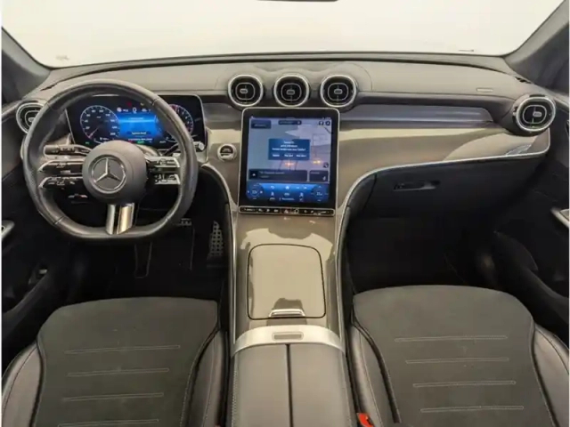 Mercedes Glc suv 300 de 4matic amg line — photo 13