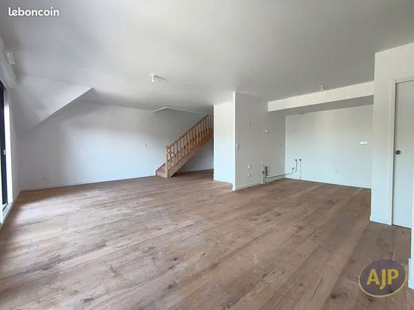 Appartement 5 pièces 93 m²
