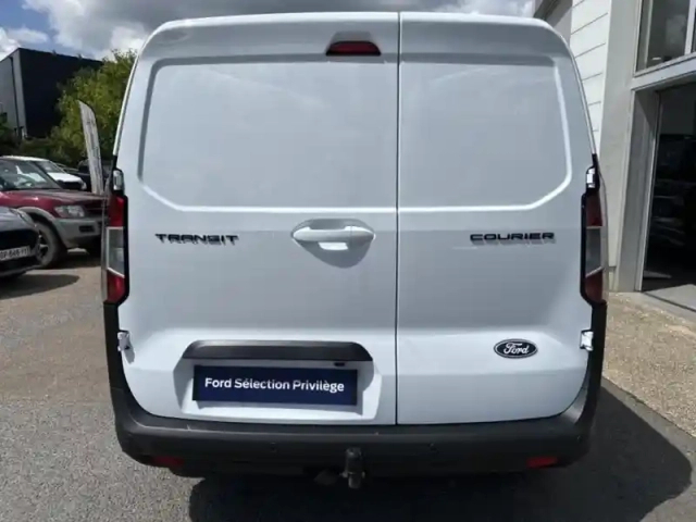 Ford Transit Courier 1.5 ecoblue 100ch limited — photo 6