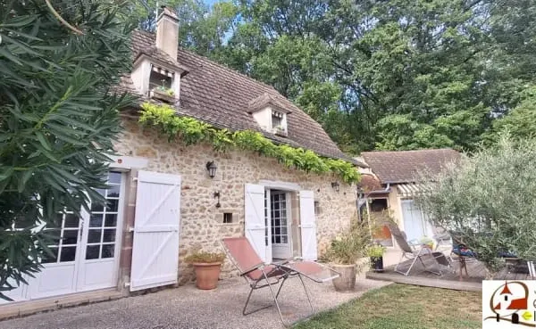 Maison de caractère de type 4-5 avec terrain