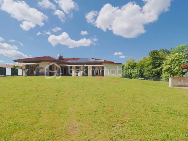 Maison 5 pièces 142 m²