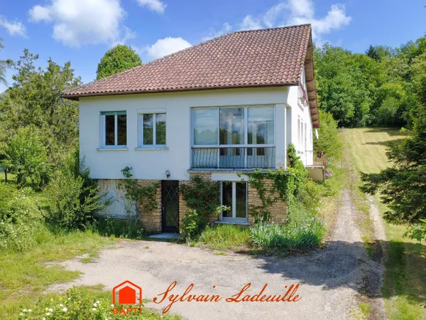 Maison de 5 chambres avec double accès au Bugue