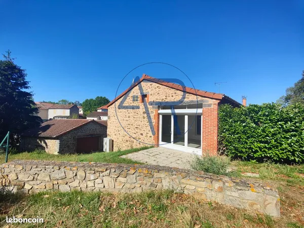 Maison 15 pièces 300 m²