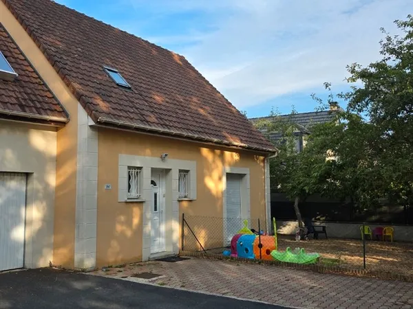 🏠 Maison F5 éco-performante - 90 m² avec jardin, garage - Cléon (76410) ​🌿 L'esprit campagne aux por
