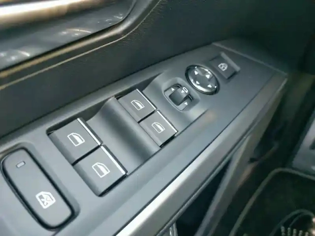 Peugeot 3008 electrique 210 ch 73 kwh — photo 22