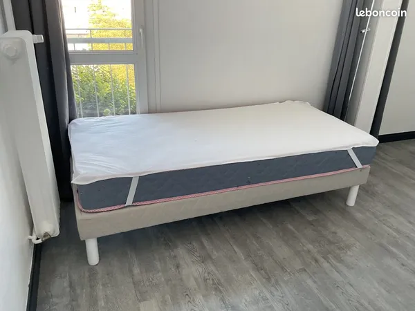 Studio F1 meublé