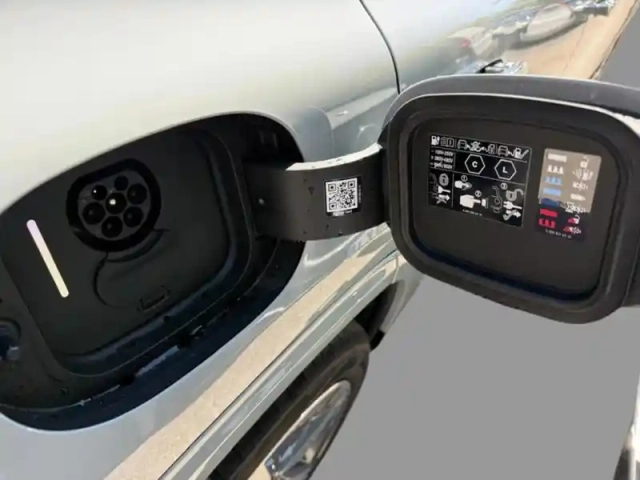 Mercedes Glb 250+ avec technologie eq limit — photo 12